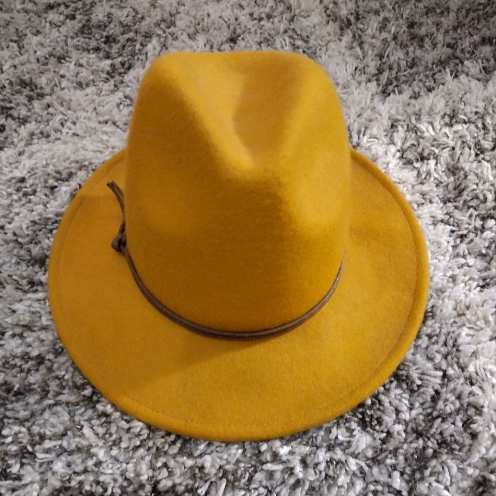Mustard Yellow Unisex Hat ✨💛✨